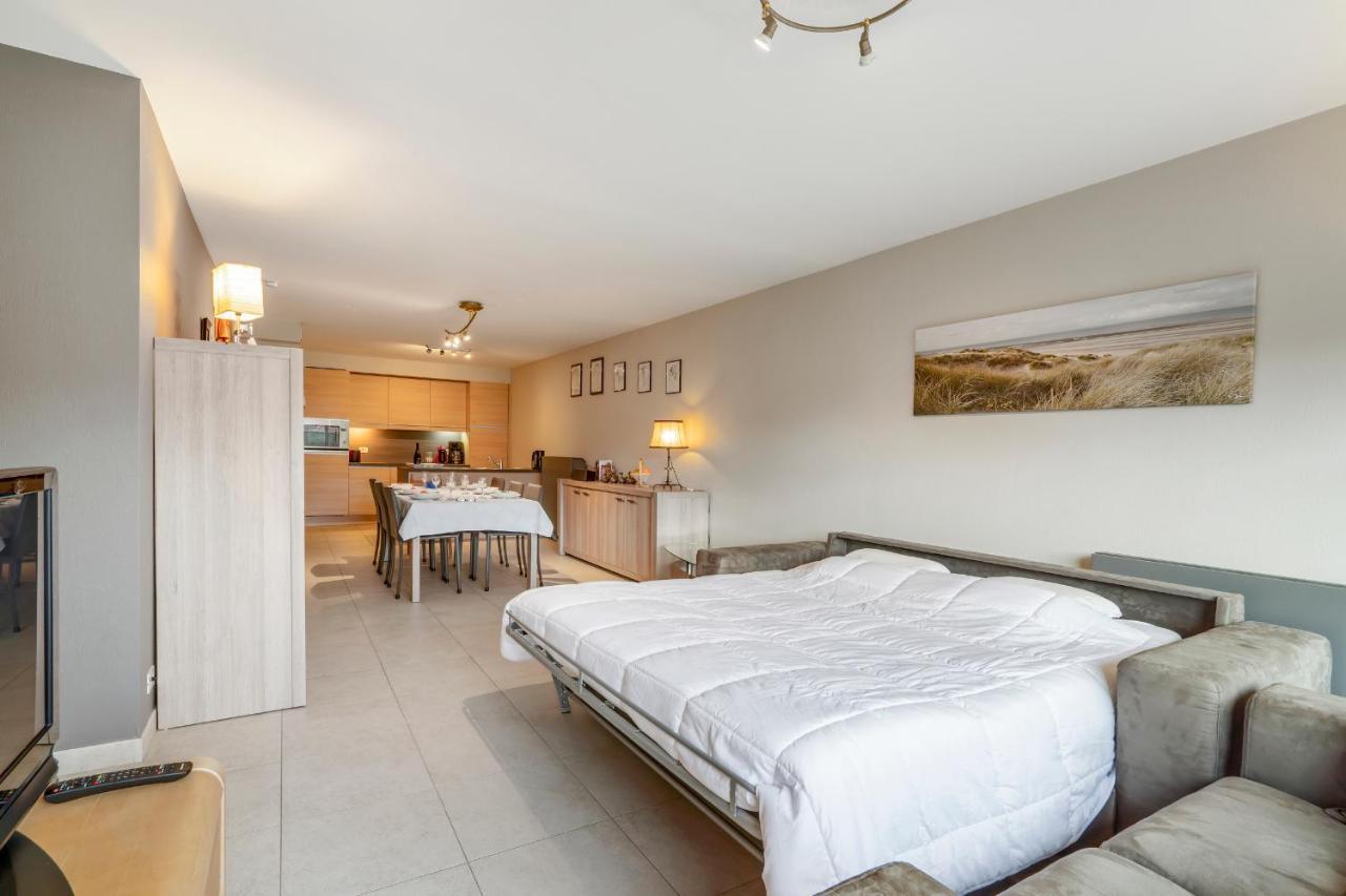 Luxury Apartment With Garden Close To The Beach Остенде Экстерьер фото