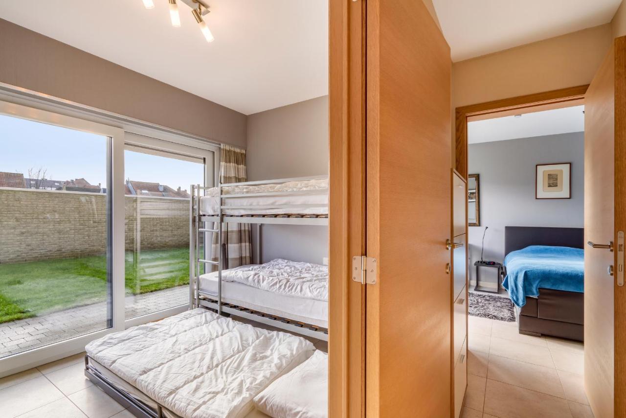 Luxury Apartment With Garden Close To The Beach Остенде Экстерьер фото